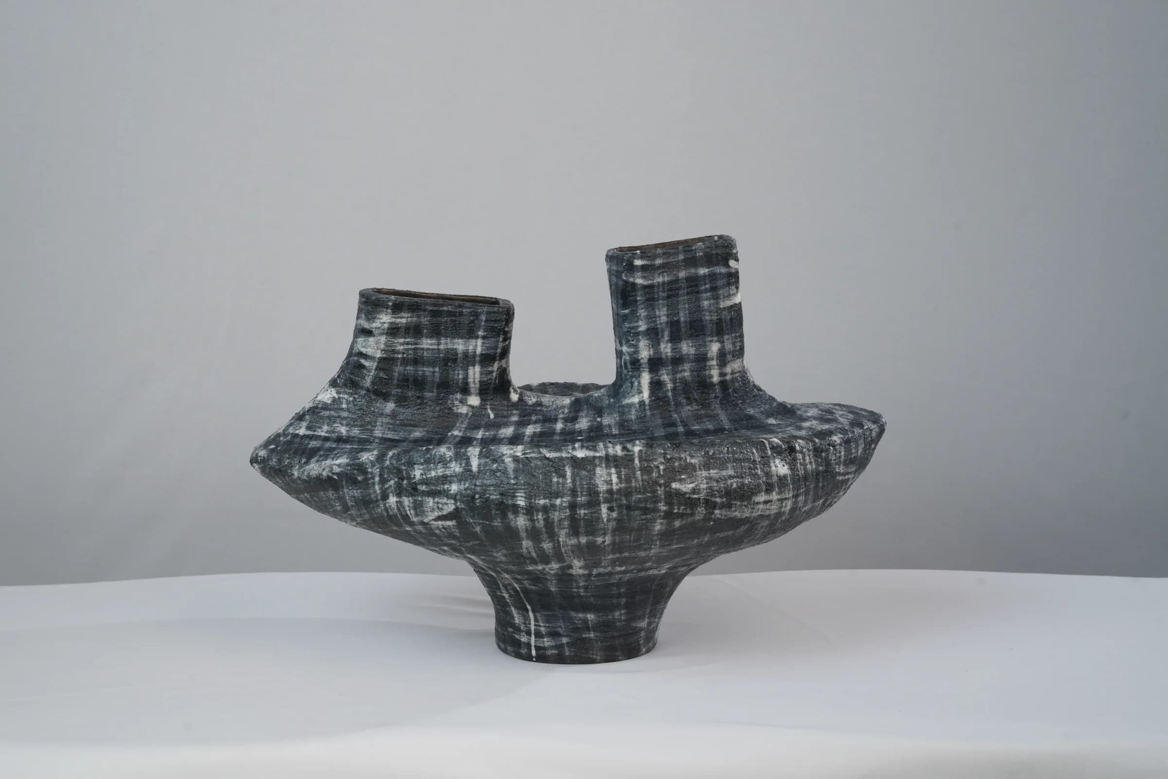 VAD-042-CERAMIC ARTIFACT