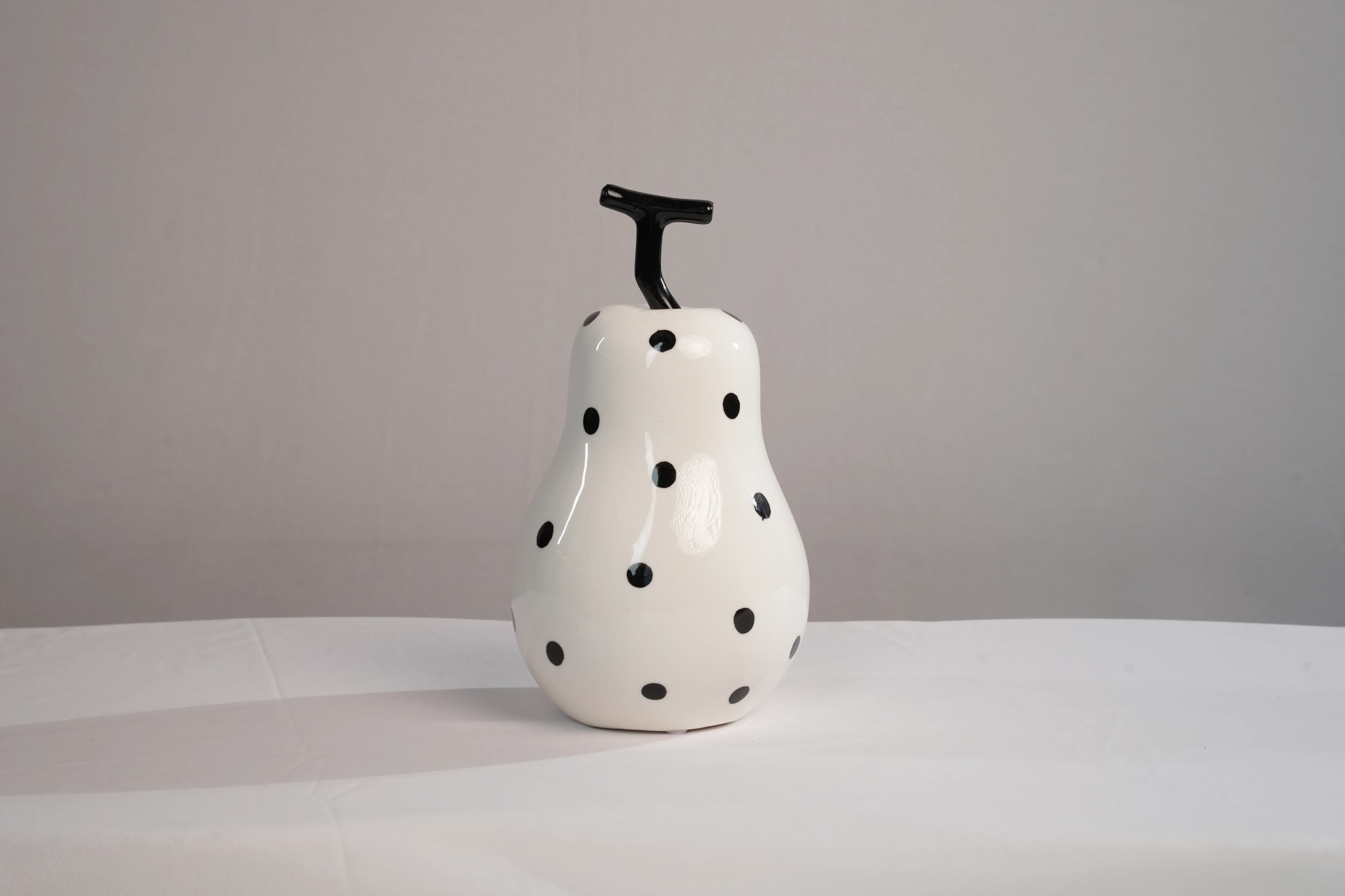 VAE-001-CERAMIC ARTIFACT