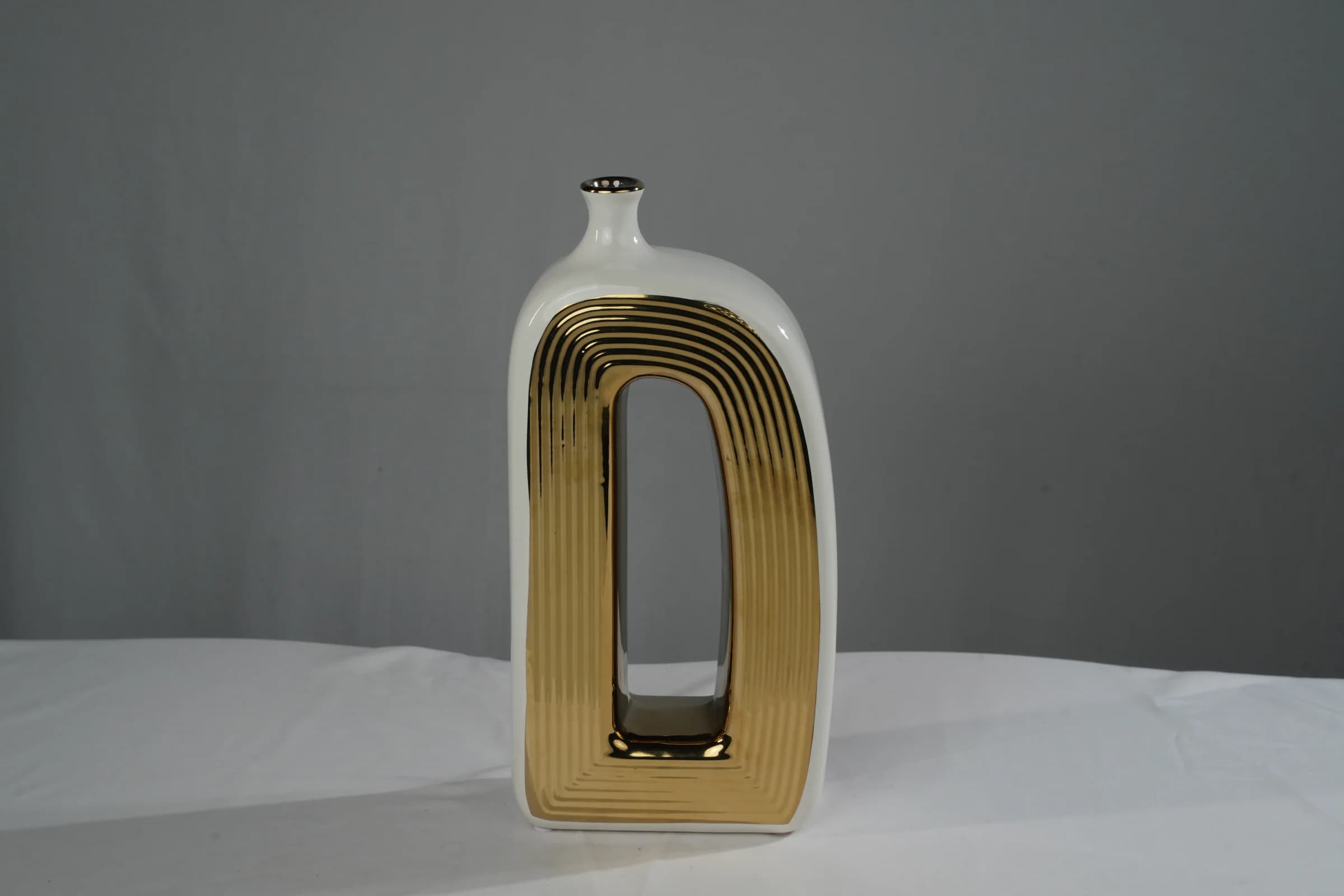 VAX-015-CERAMIC ARTIFACT
