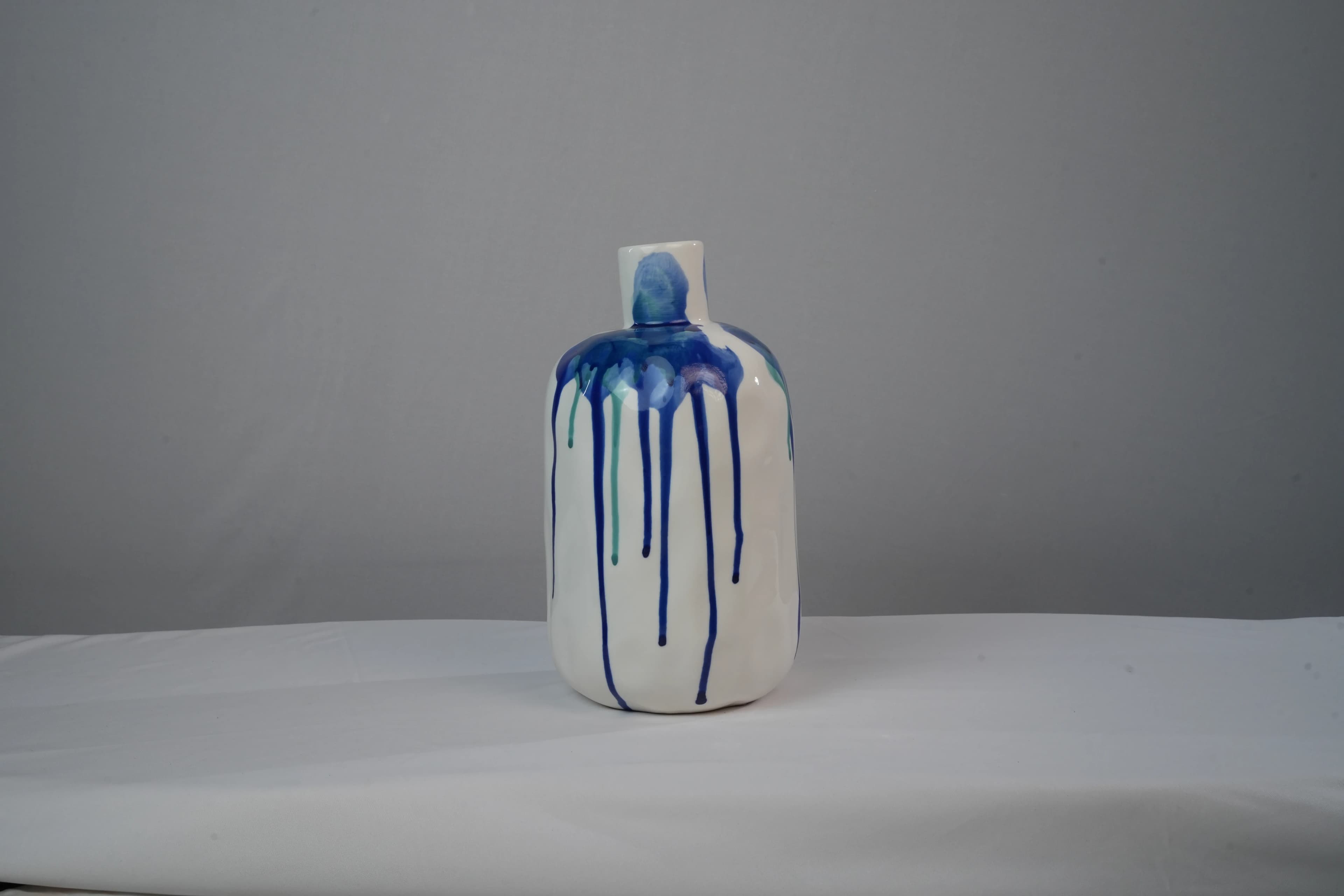 VAE-004-CERAMIC ARTIFACT