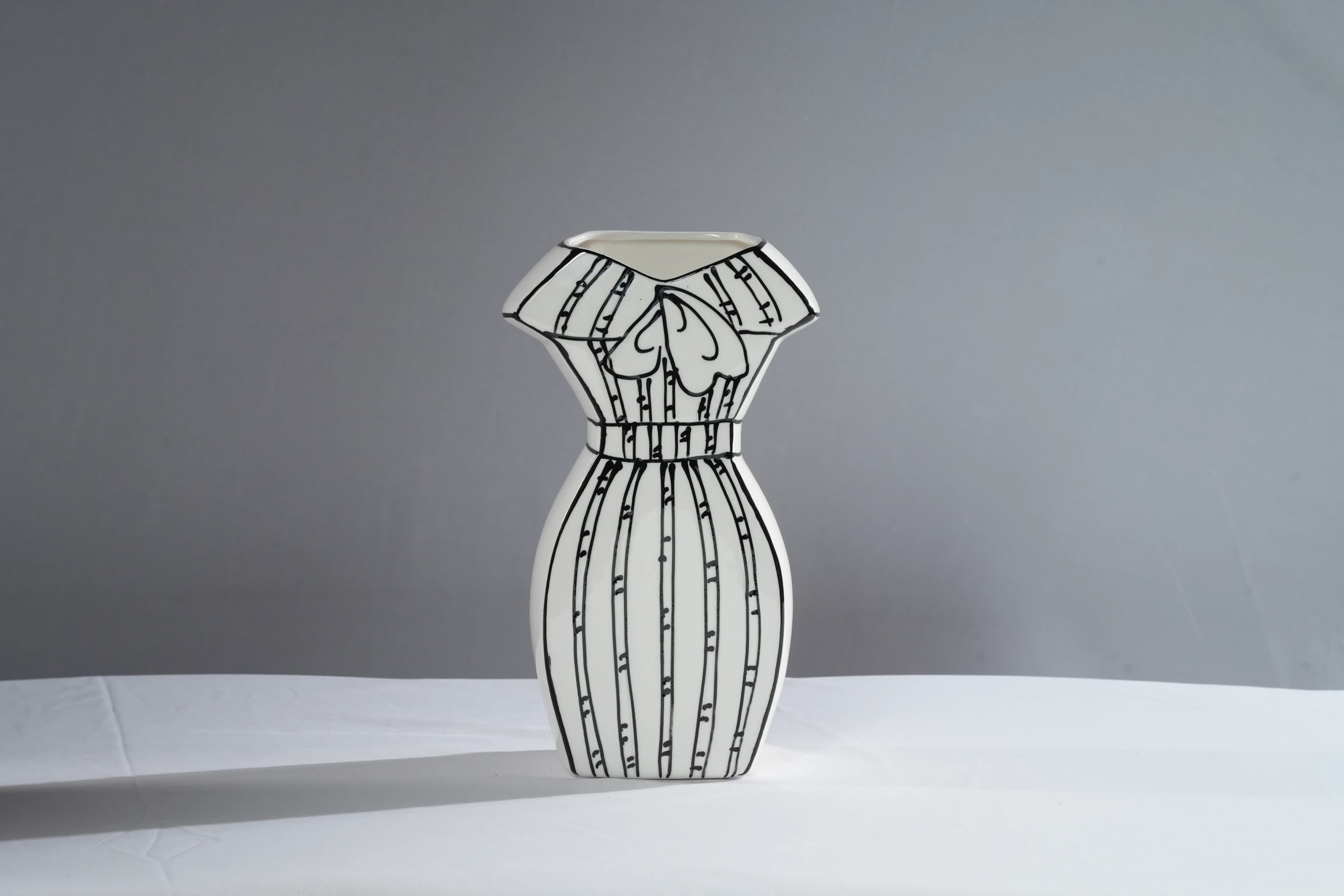 VAE-010-CERAMIC ARTIFACE